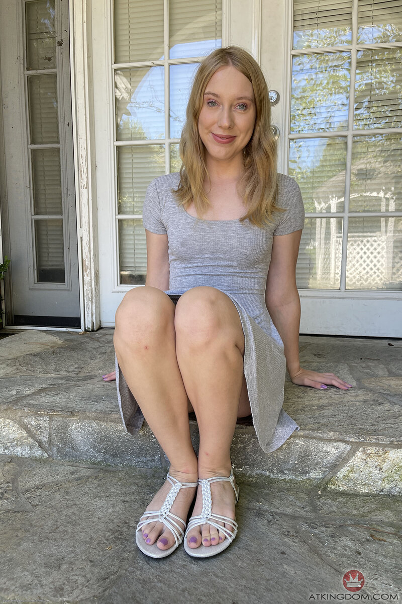 Елена, 24
